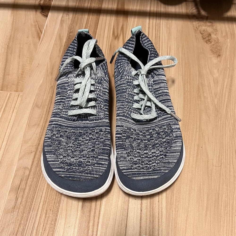 Altra women’s sneakers